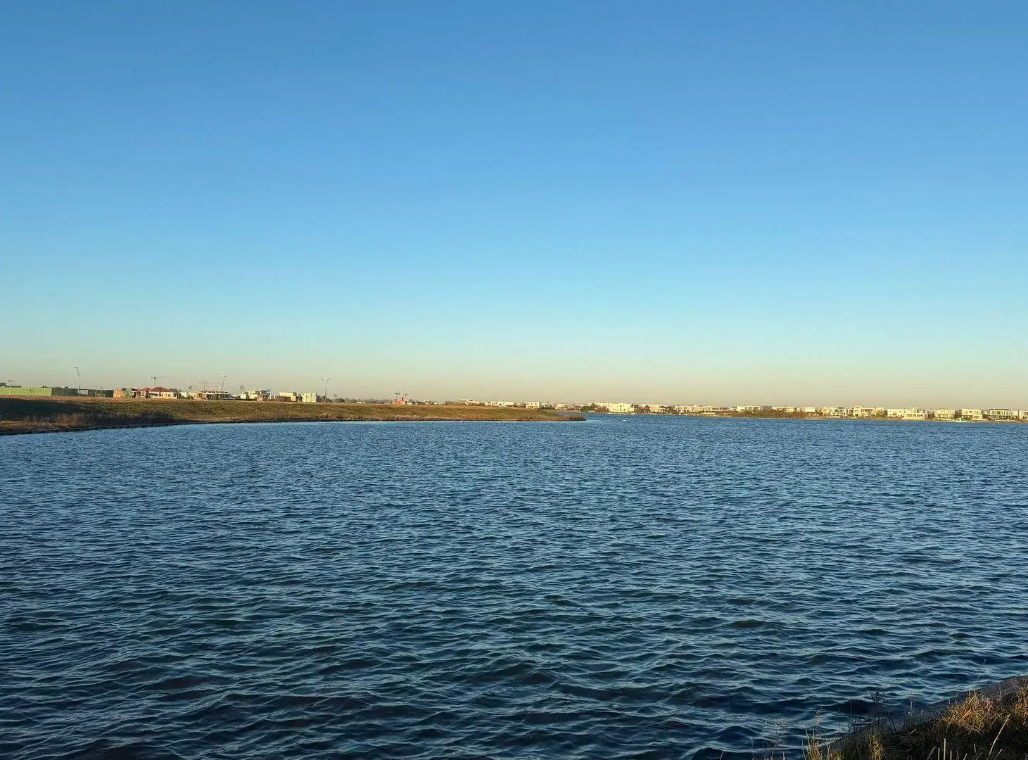VENTA LOTE 1104 M2 EN ORILLAS - PUERTOS DEL LAGO 1