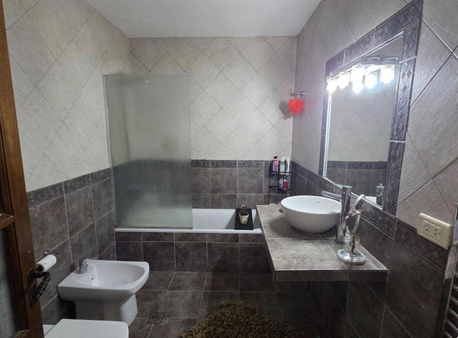 Foto de Casa 5 Ambientes con cohera Venta, Lomas de Zamora, imagen 5