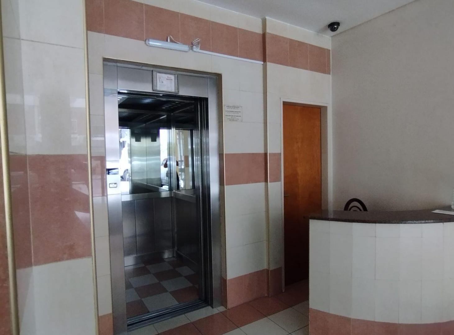 Foto de Venta Monoambiente en Palermo, balcon, pileta, imagen 5