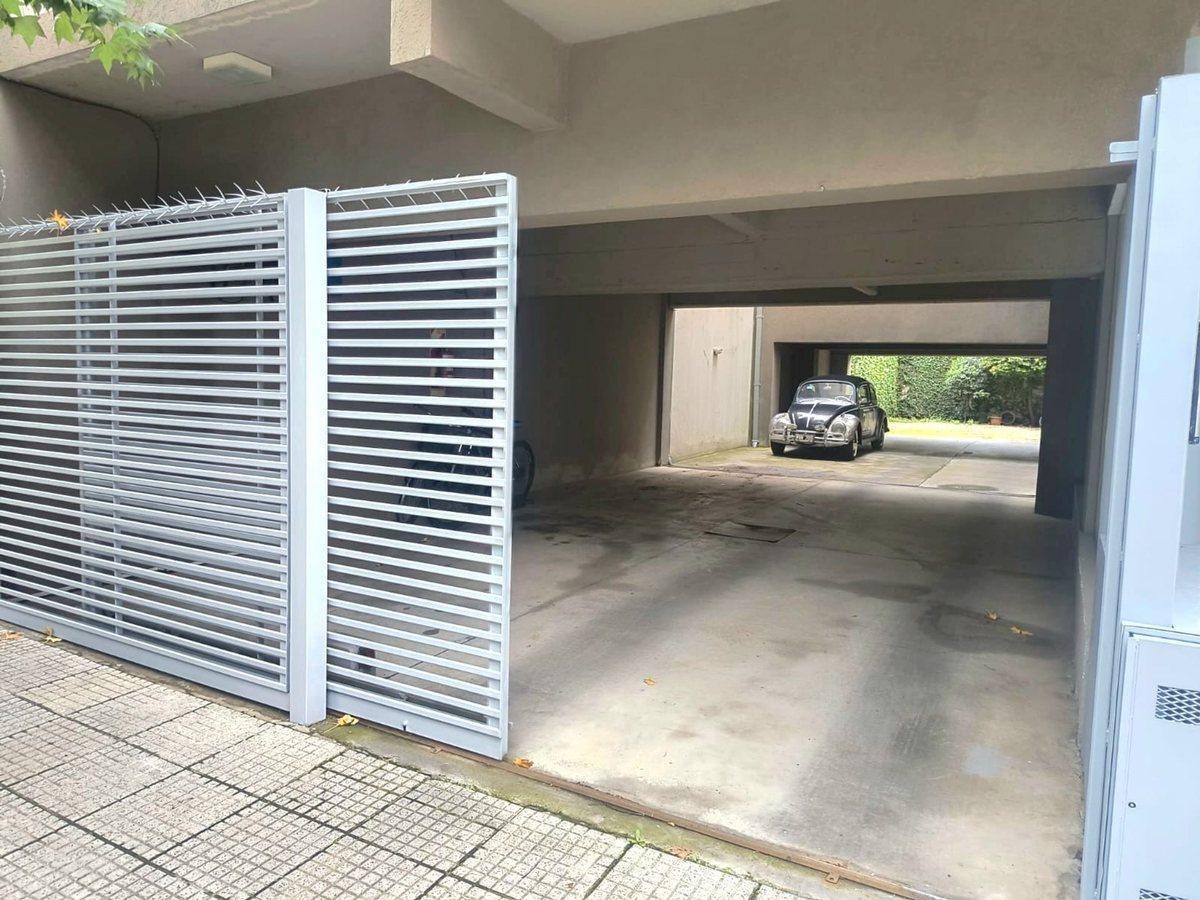 Foto de Venta cochera planta baja cubierta centro Martinez, imagen 2