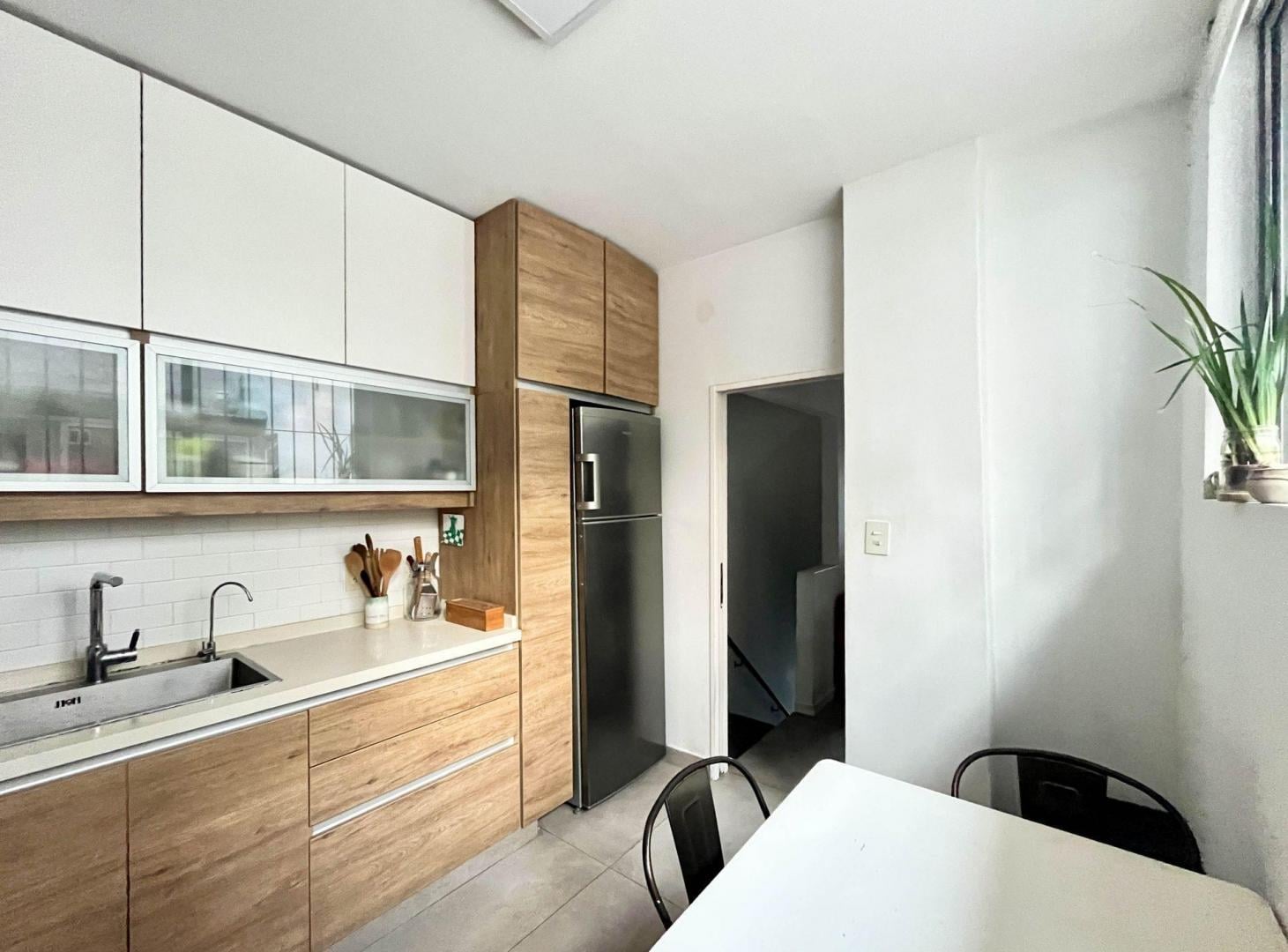 Foto de VENTA PH 3 AMBIENTES MARTÍNEZ RECICLADO S/EXPENSAS, imagen 3