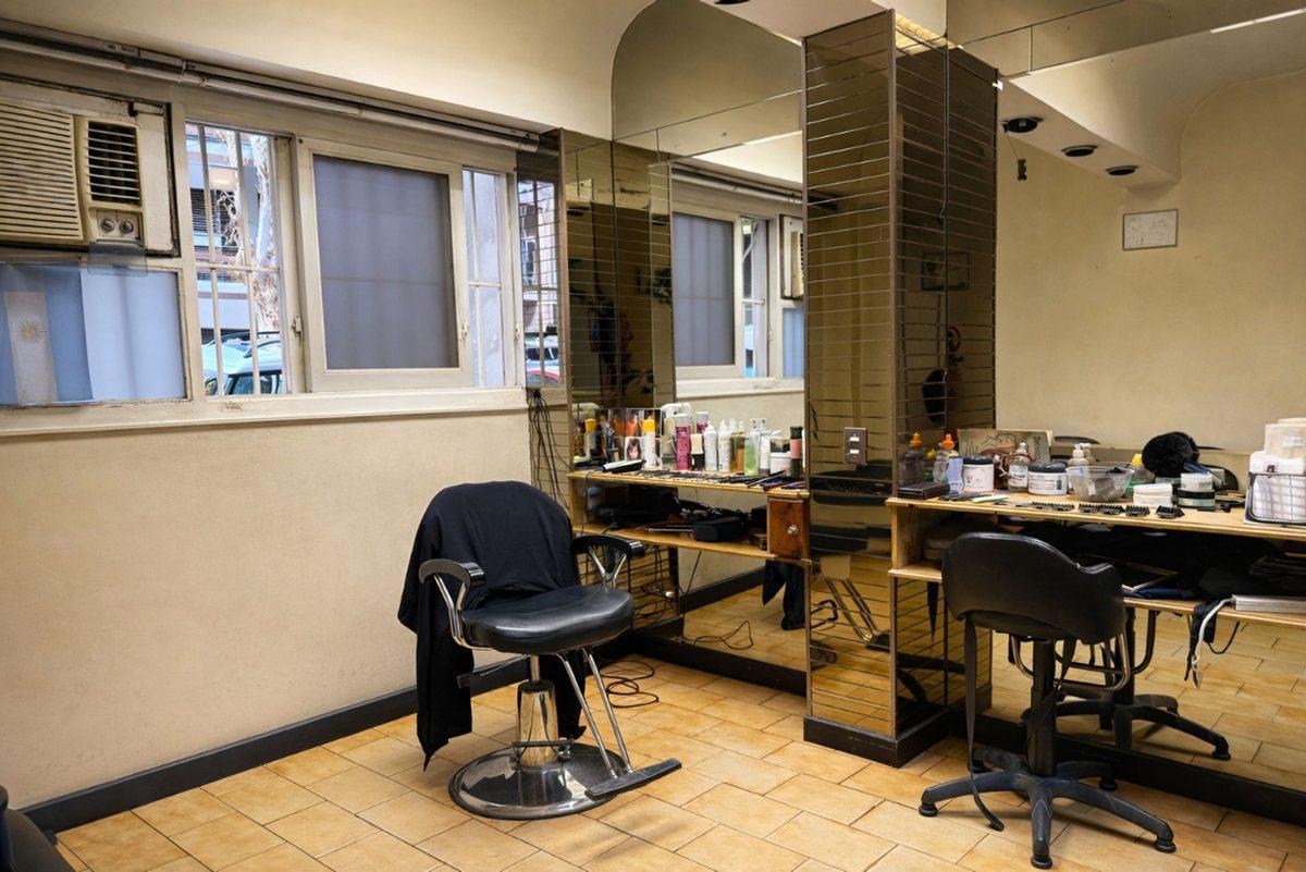 Foto de Venta Recoleta 1 Amb. PB Apto Profesional, imagen 1