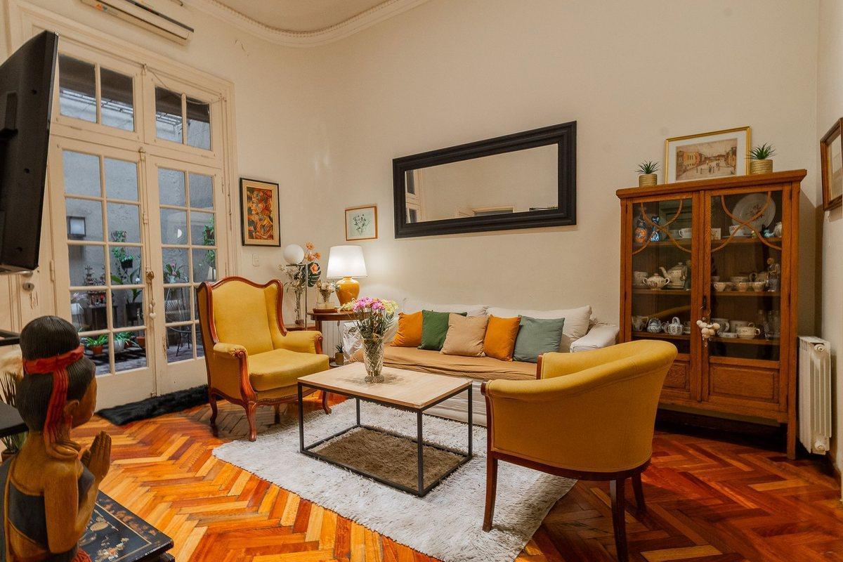 Foto de Venta piso en PB 4 ambientes patio Recoleta, imagen 1