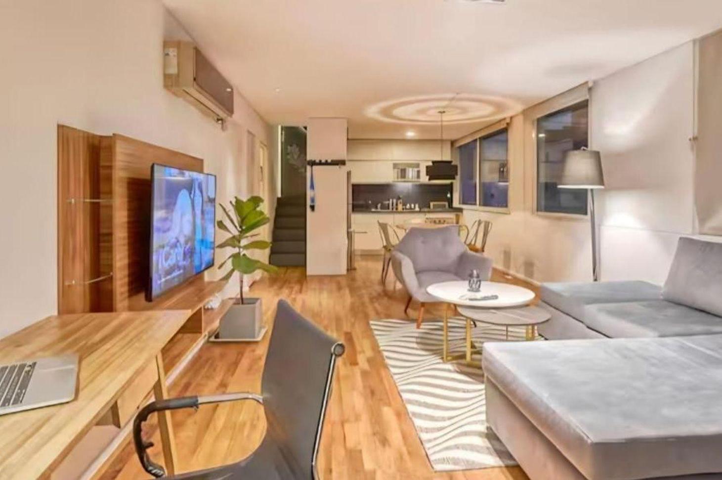 Foto de VENTA TRIPLEX C COCHERA Y TERRAZA EN BELGRANO, imagen 1