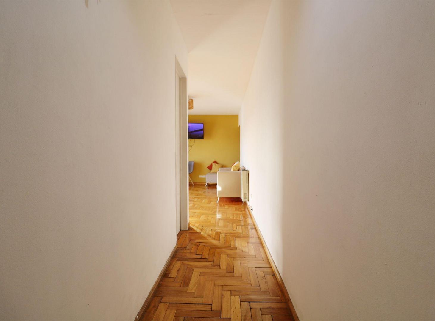 Foto de Venta Dpto 3 Amb con Balcón Terraza en Flores, imagen 2