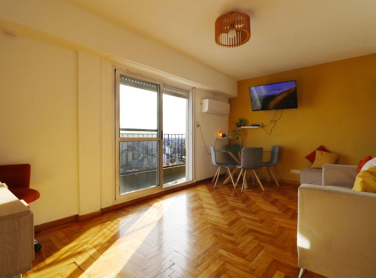 Foto de Venta Dpto 3 Amb con Balcón Terraza en Flores, imagen 3