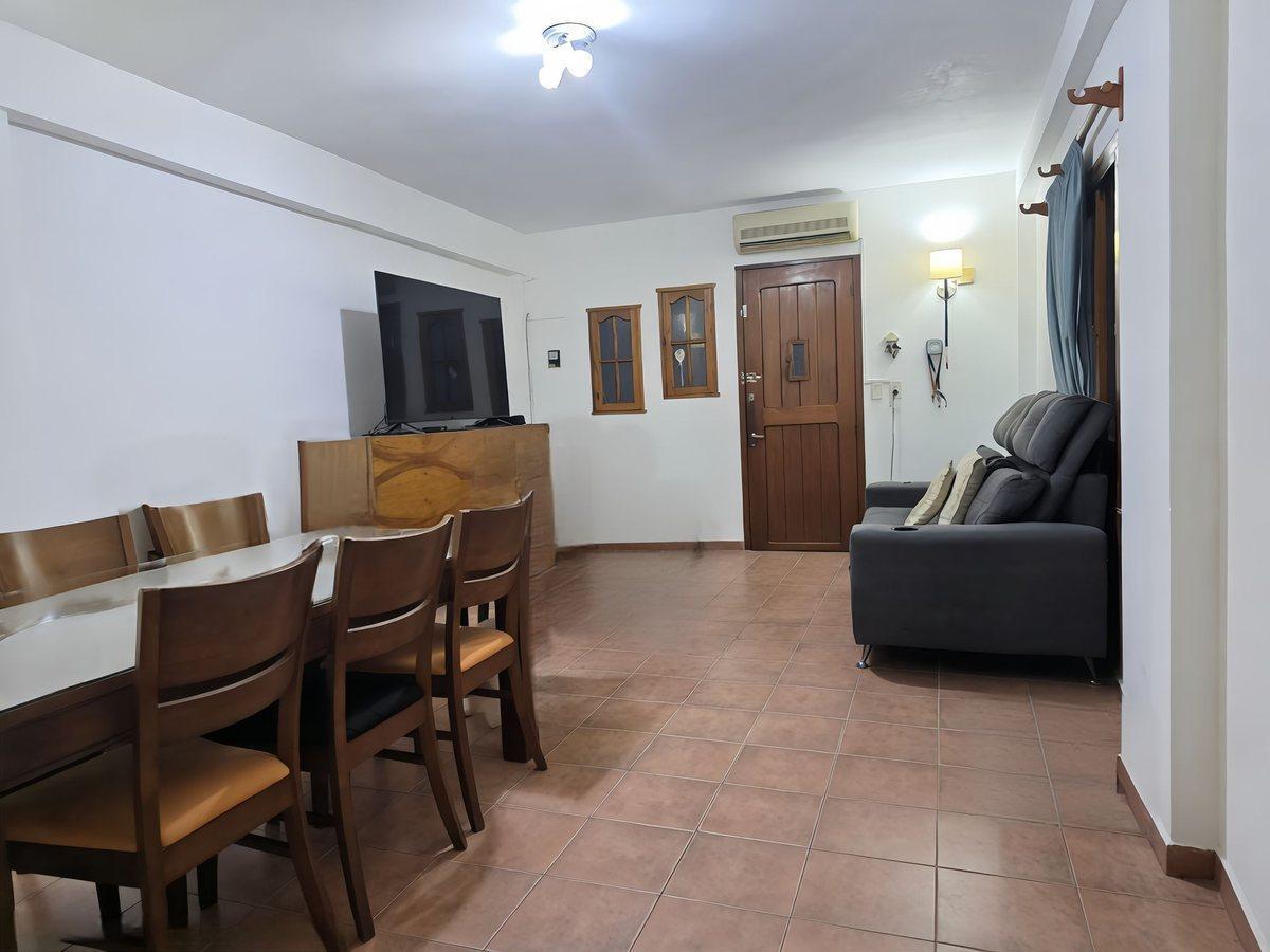 Foto de VENTA 2 CASAS EN BLOK EN LA LUCILA, LOTE PROPIO, imagen 5