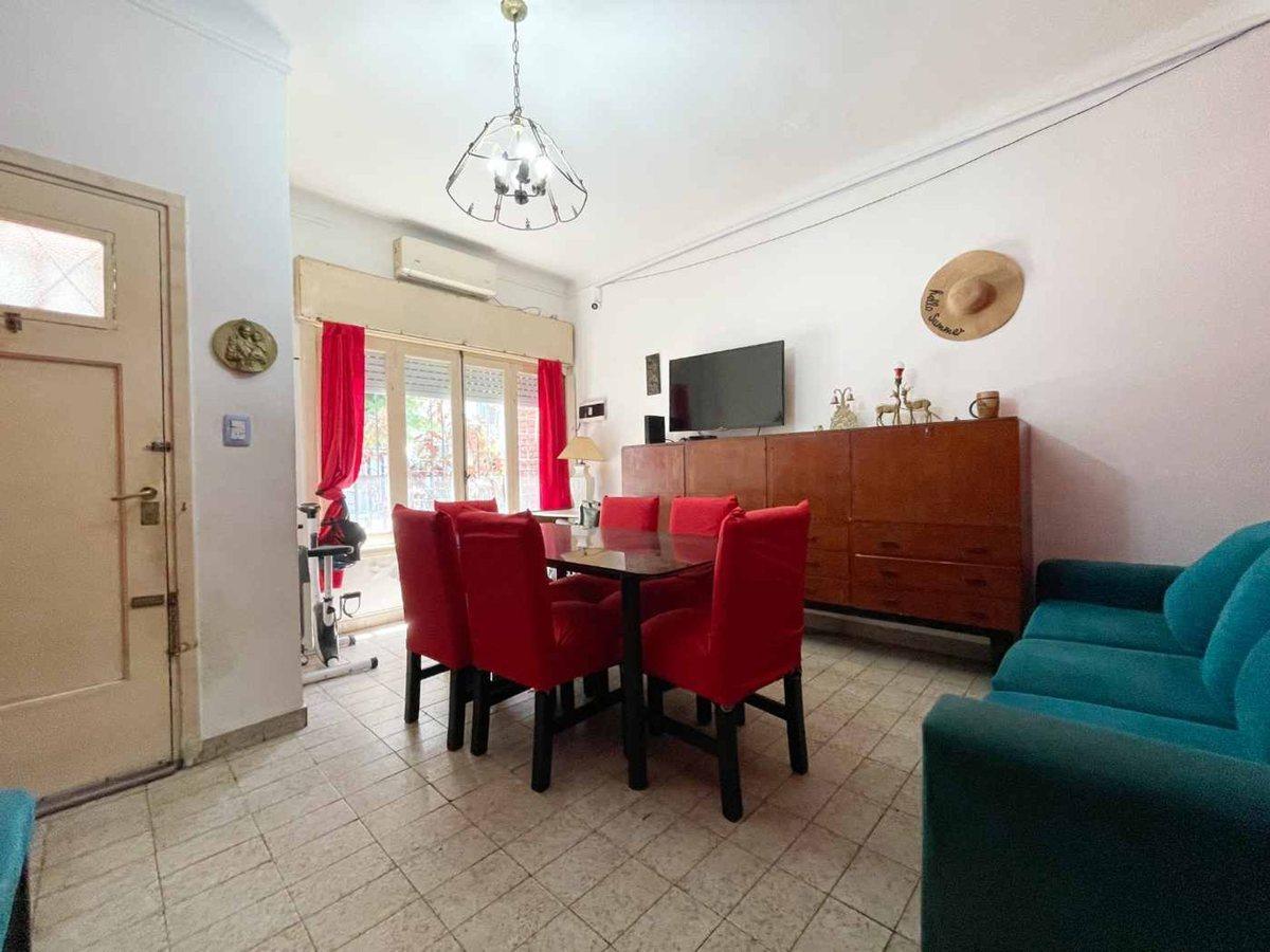 Foto de Venta casa 3 ambientes jardín terraza Ramos Mejía, imagen 4