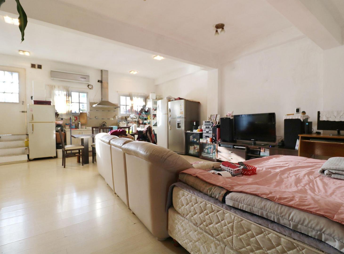 Foto de VENTA CASA MULTIFAMILIAR / LOTE EN VILLA DEVOTO, imagen 5