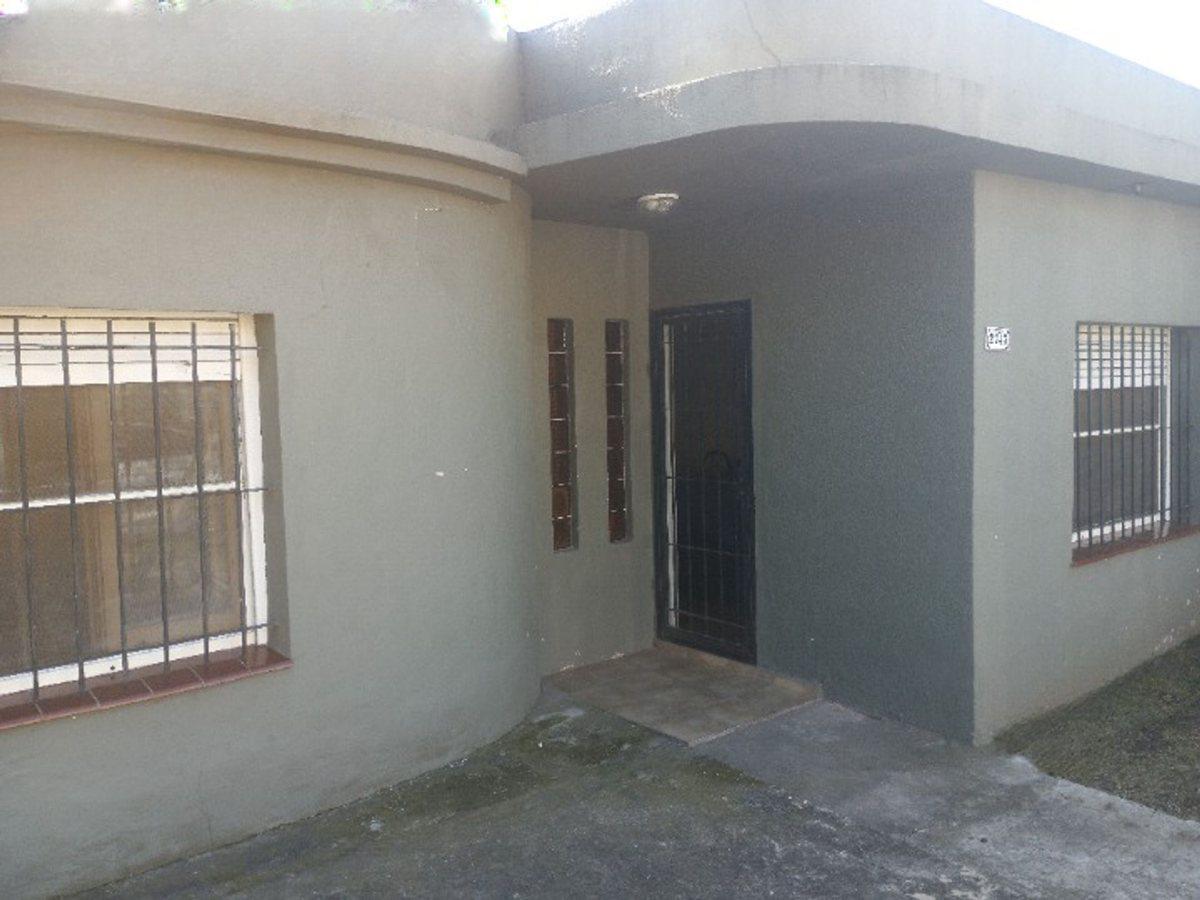 Foto de VENTA CASA 3 AMBIENTES GLEW C/DEPTO ADICIONAL, imagen 3