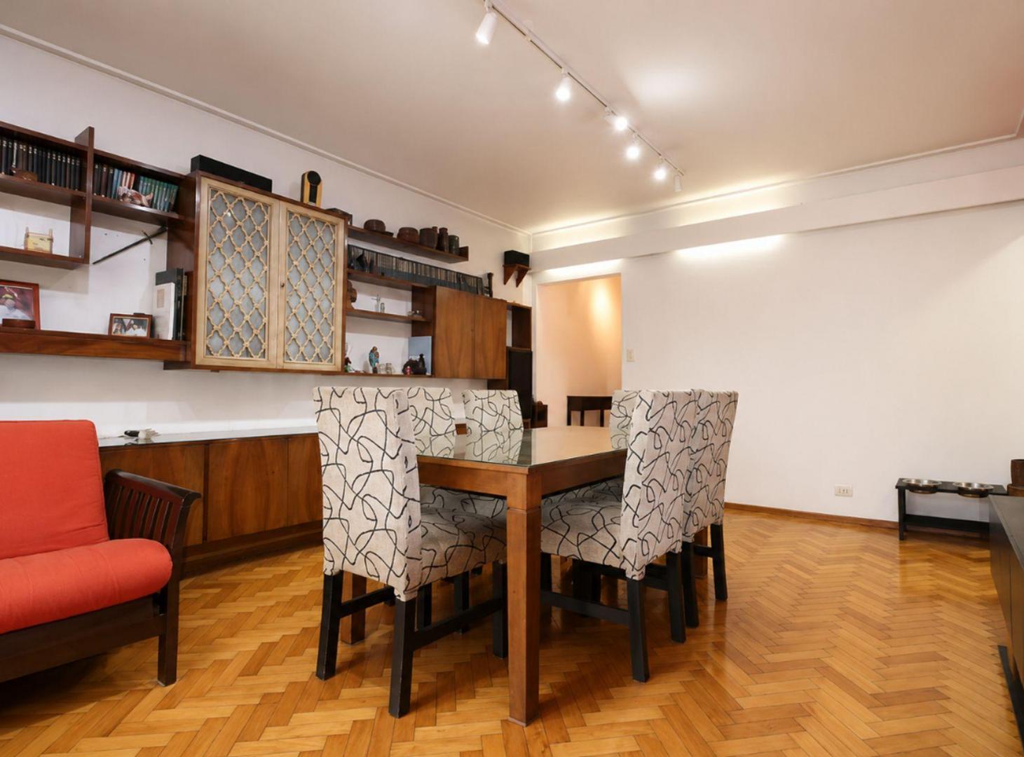 Foto de DEPARTAMENTO 4 AMBIENTES CON BALCON., imagen 4