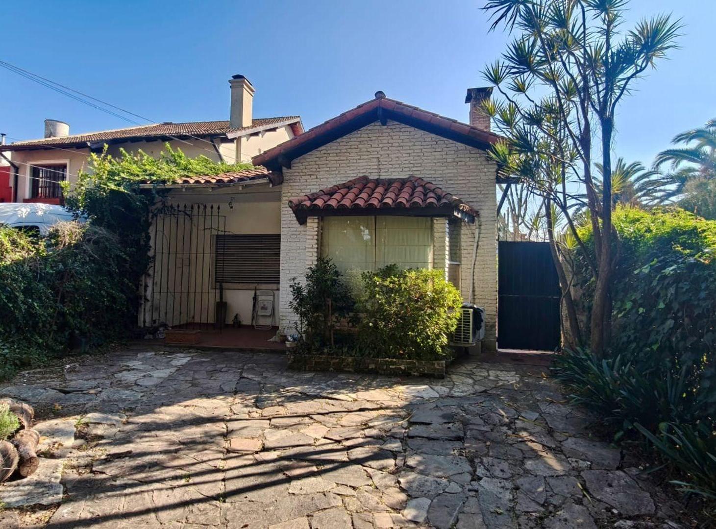 Foto de VENTA Florida Casa 380m2 terreno en CUL DE SAC, imagen 1