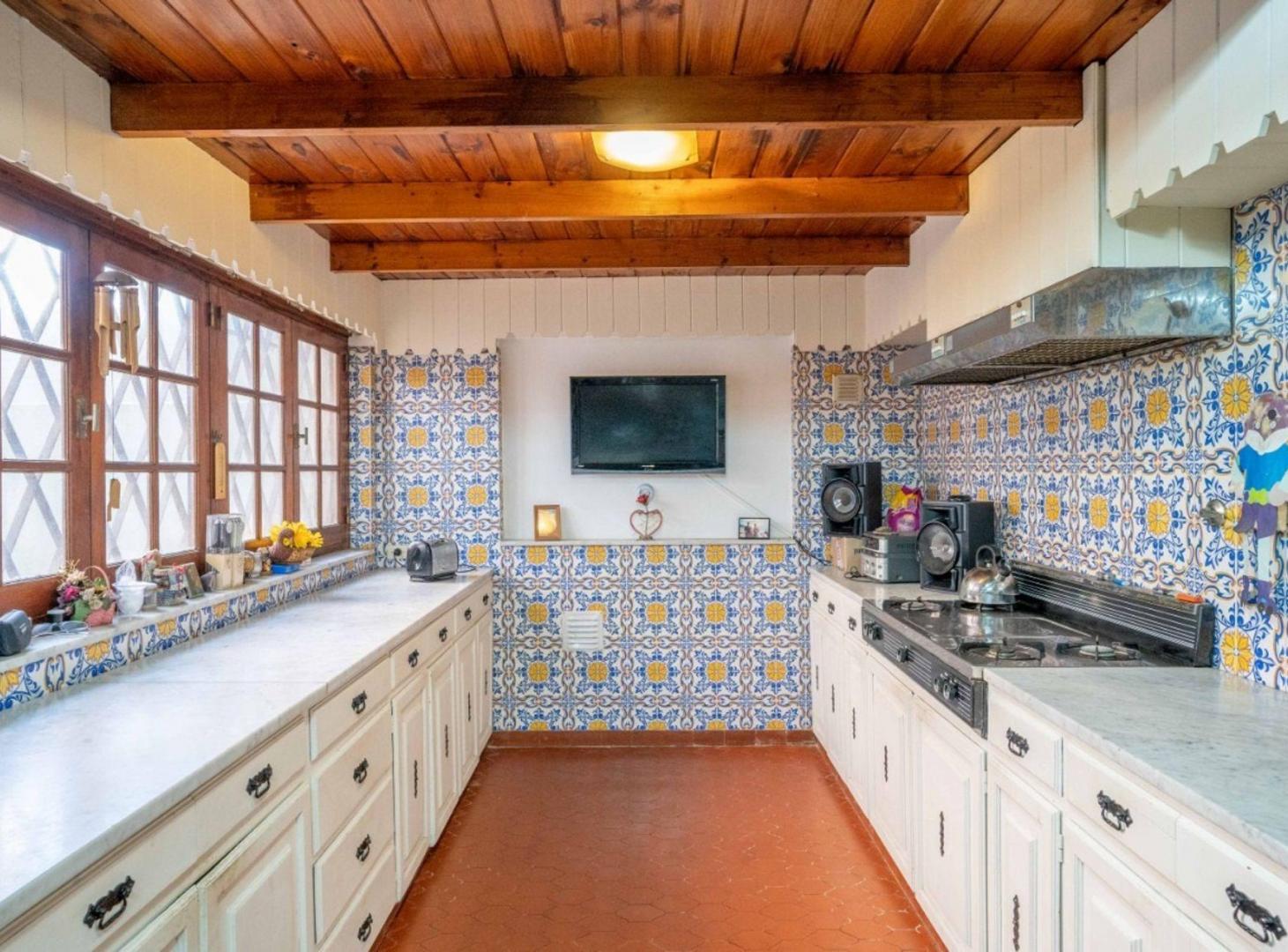 Foto de Venta Casa 6 Ambientes Martinez con Pileta/Jardin, imagen 1