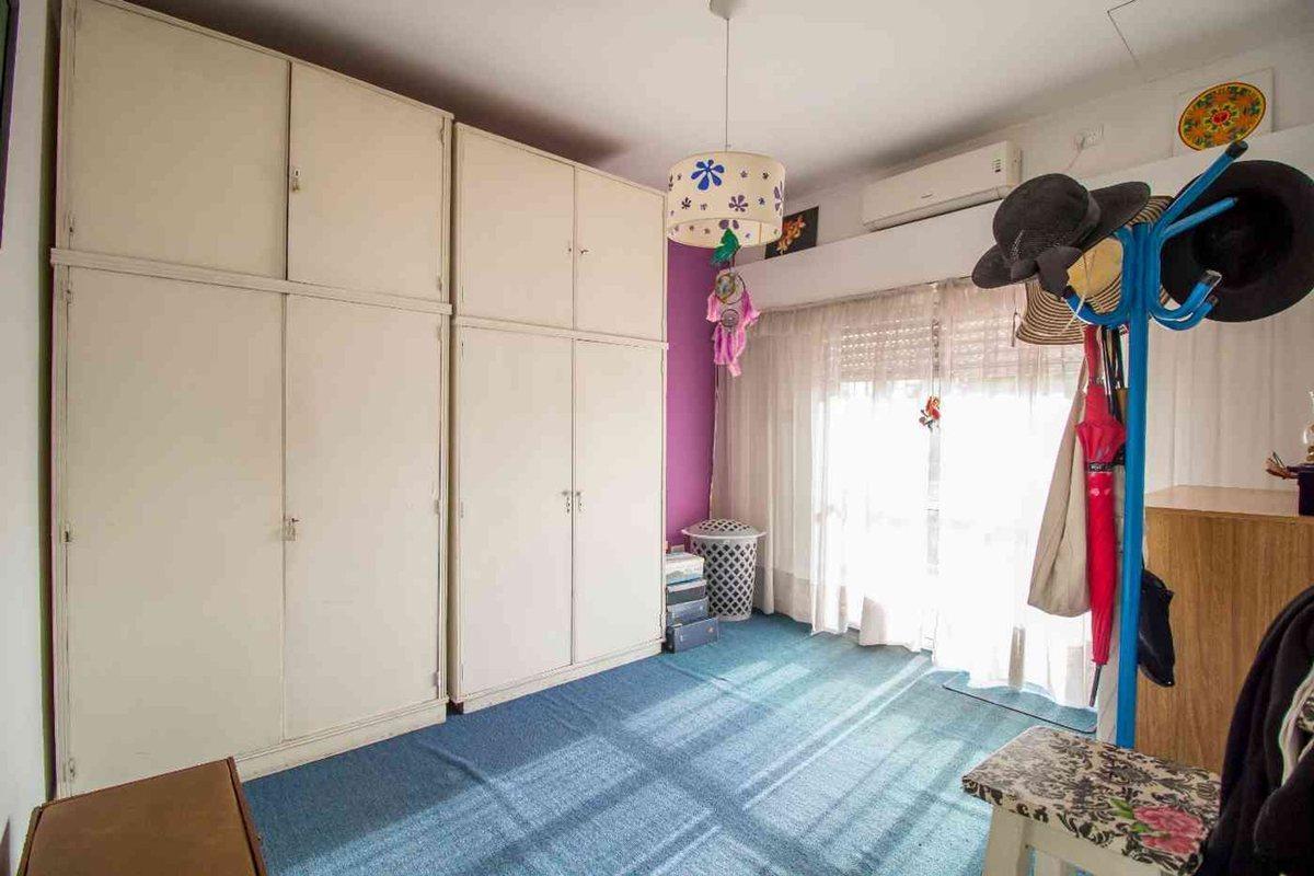 Foto de Venta Casa 8 amb Villa Ballester con Patio/Terraza, imagen 3
