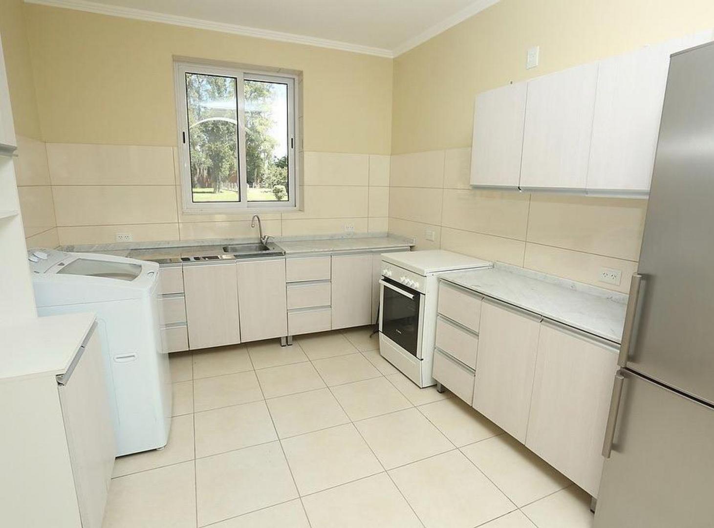 Foto de Venta Casa de Campo en Del viso con Pileta, imagen 4