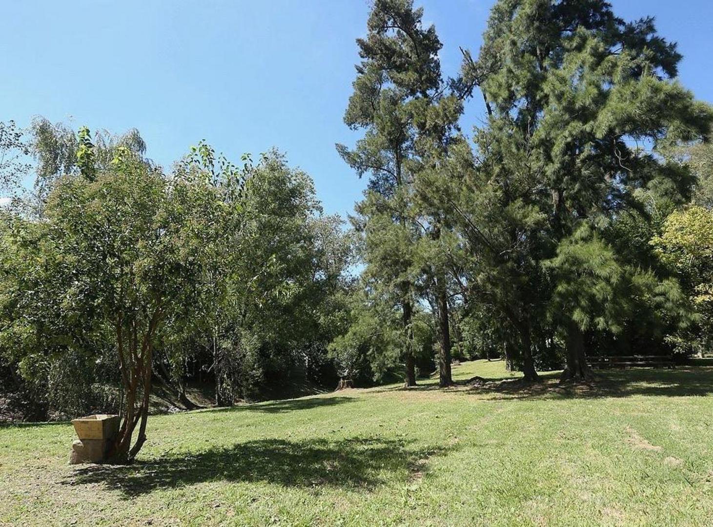 Foto de Venta Casa de Campo en Del viso con Pileta, imagen 1