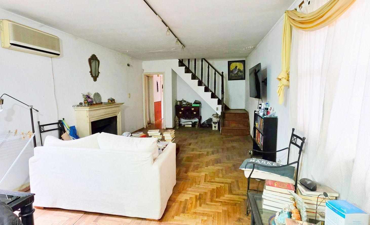 Foto de Venta Casa A refaccionar VTE LOPEZ - APTO CREDITO, imagen 1