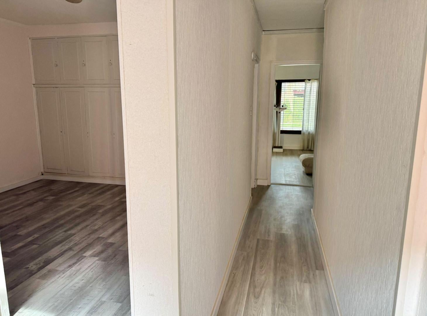 Foto de VENTA OFICINA O CONSULTORIOS 5 AMBIENTES MARTÍNEZ, imagen 2