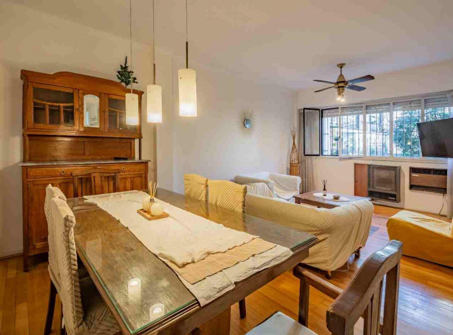 Foto de VENTA DEPARTAMENTO 4 AMB + DEPENDENCIA EN RECOLETA, imagen 1