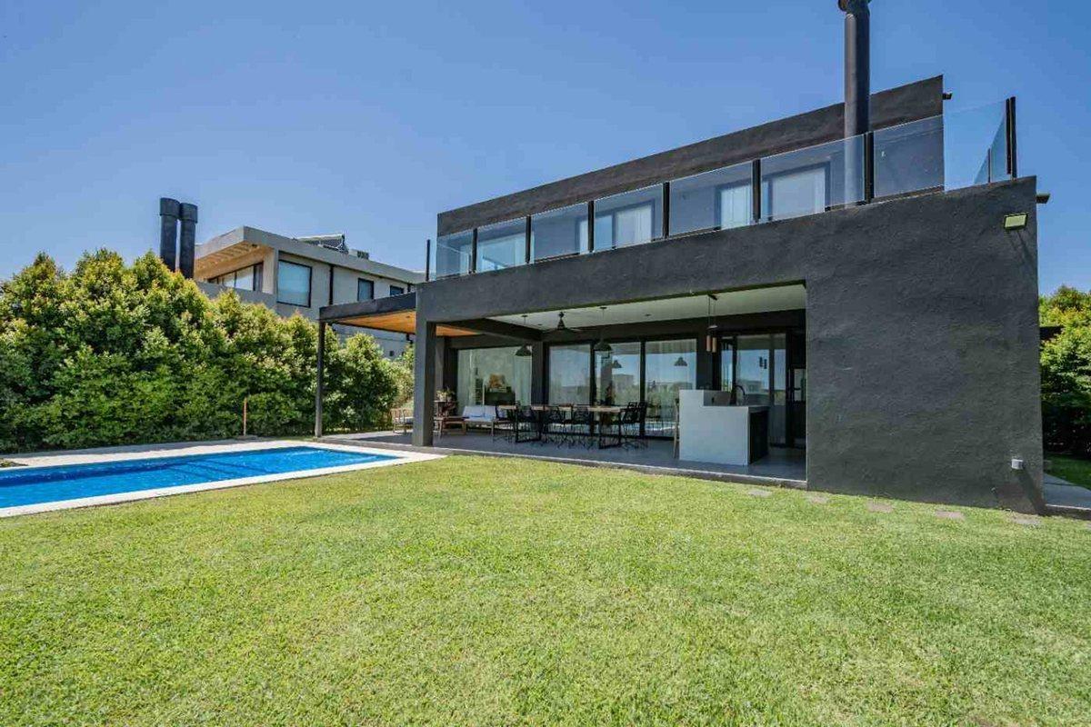 Foto de VENTA DE CASA EN COSTAS - PUERTOS DEL LAGO, imagen 1