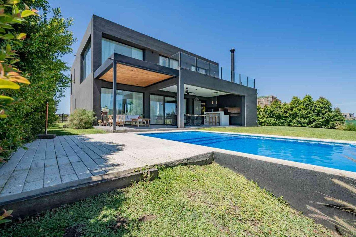 Foto de VENTA DE CASA EN COSTAS - PUERTOS DEL LAGO, imagen 3