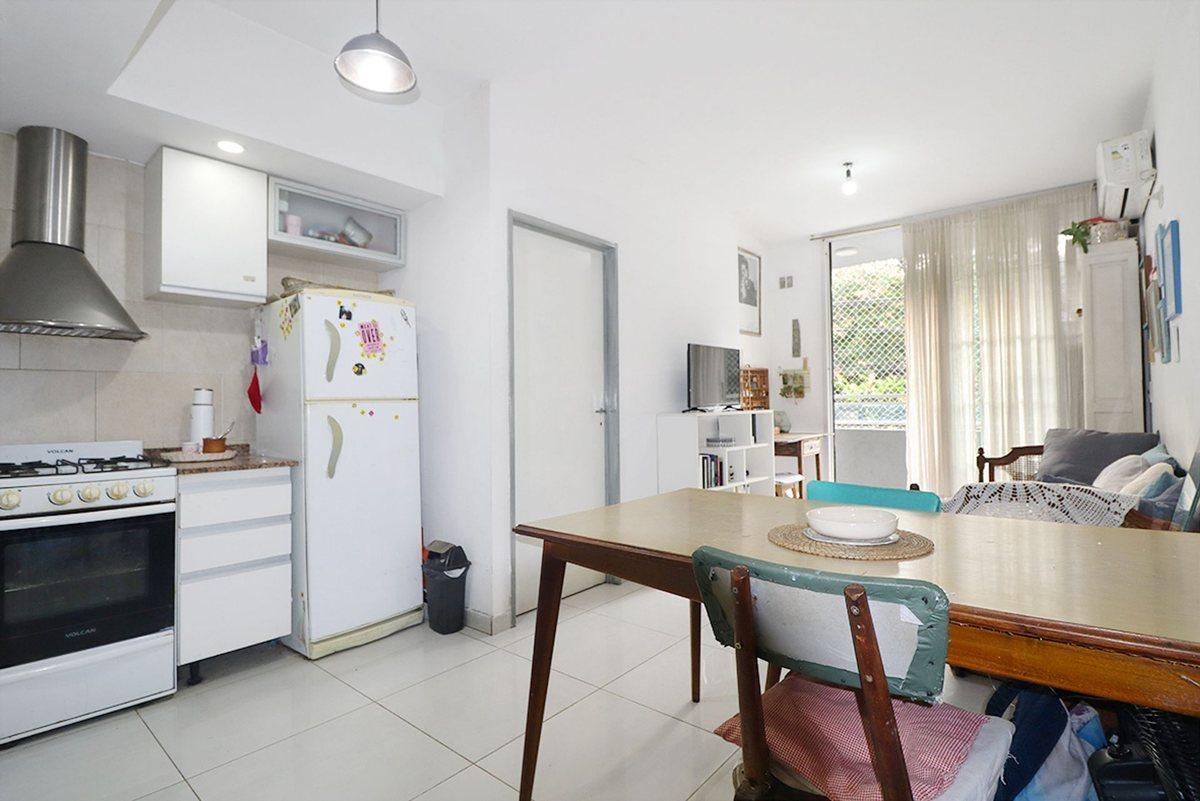 Foto de HERMOSO MONOAMBIENTE CON SUBDIVISION Y BALCON., imagen 2
