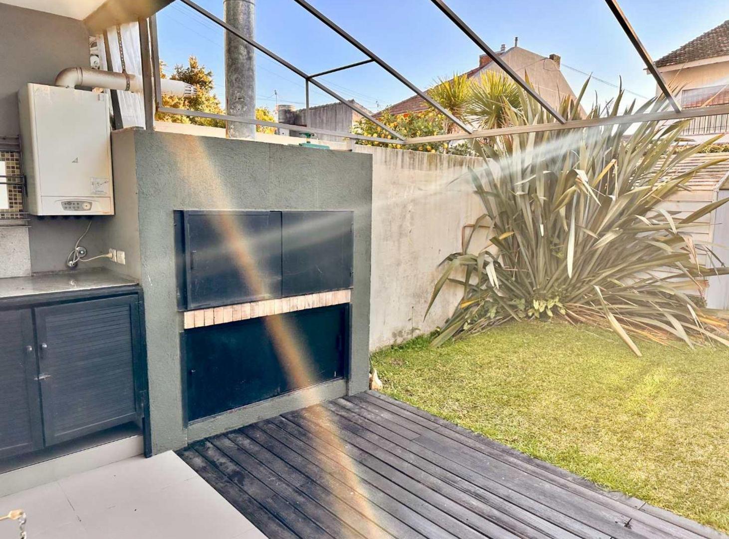 Foto de Alquiler Duplex 5 Amb Olivos Jardin, imagen 2