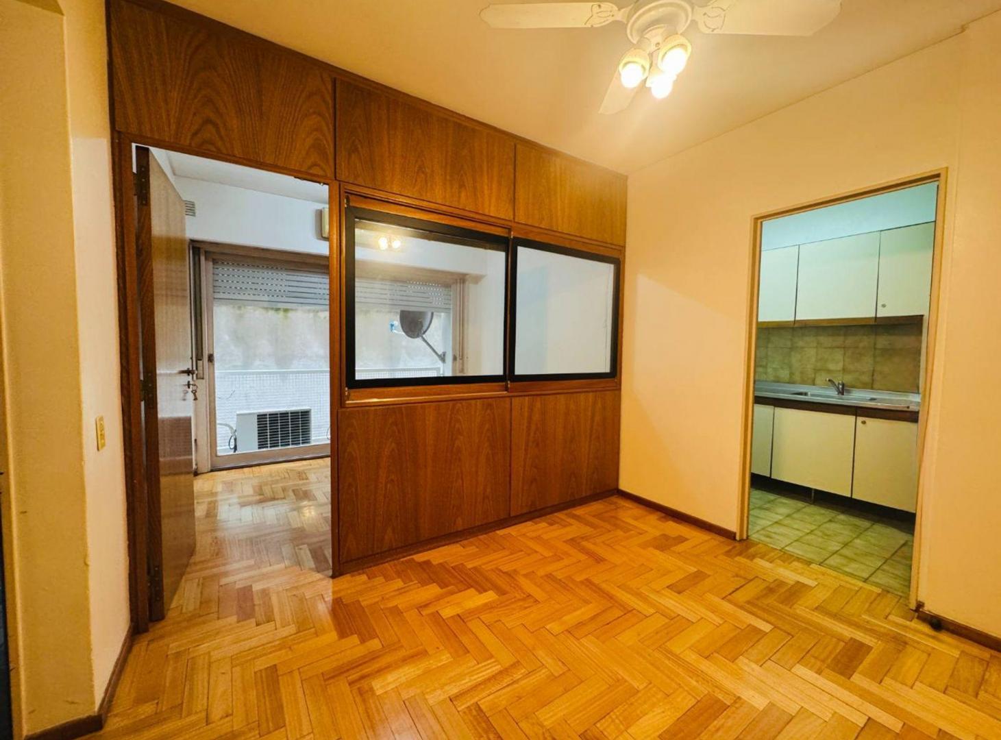 Foto de DEPARTAMENTO 2 AMB VENTA OLIVOS BALCON FRANCES, imagen 3