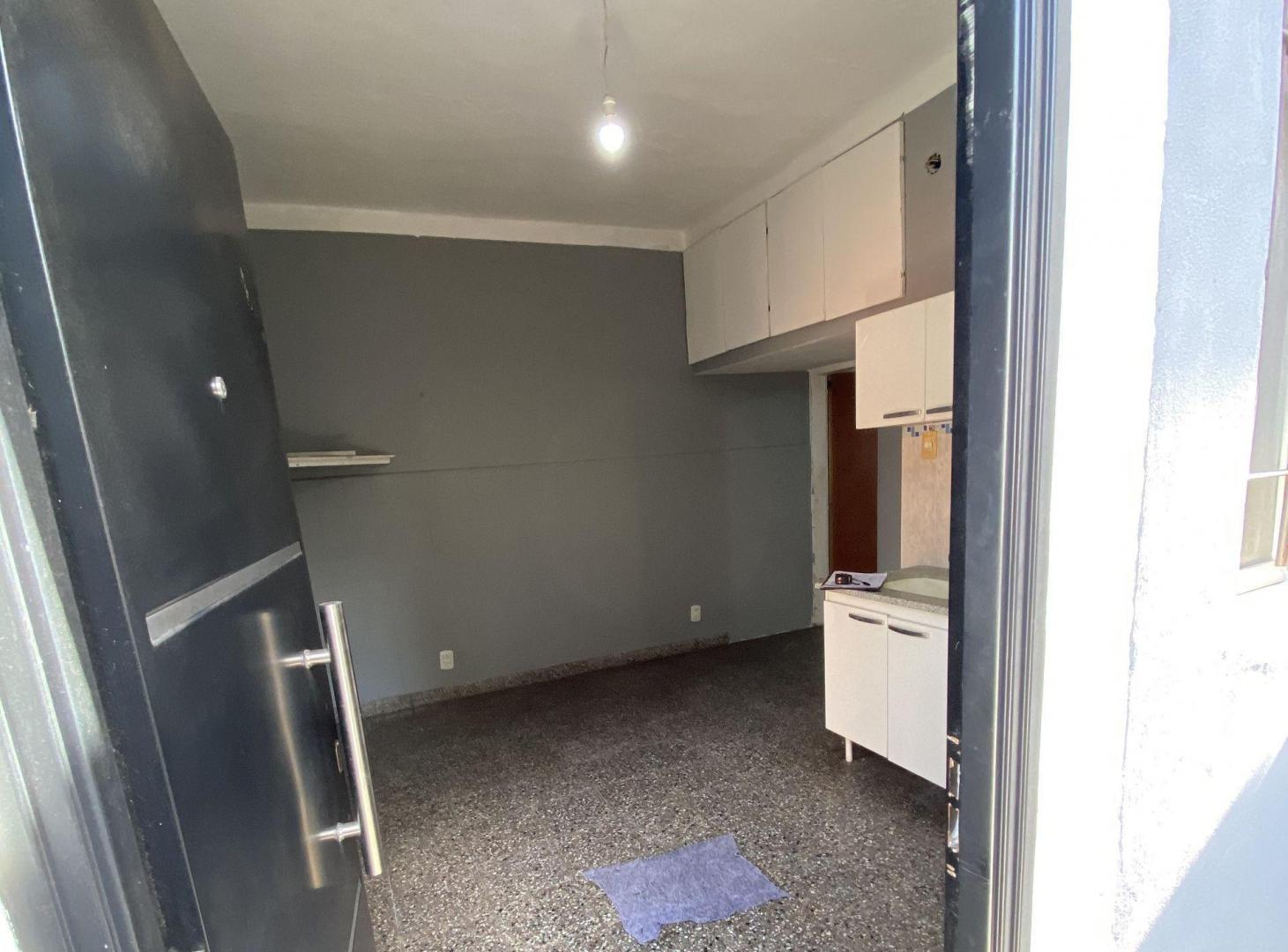 Alquiler 2 Ambientes PB - W. Morris - sin Expensas