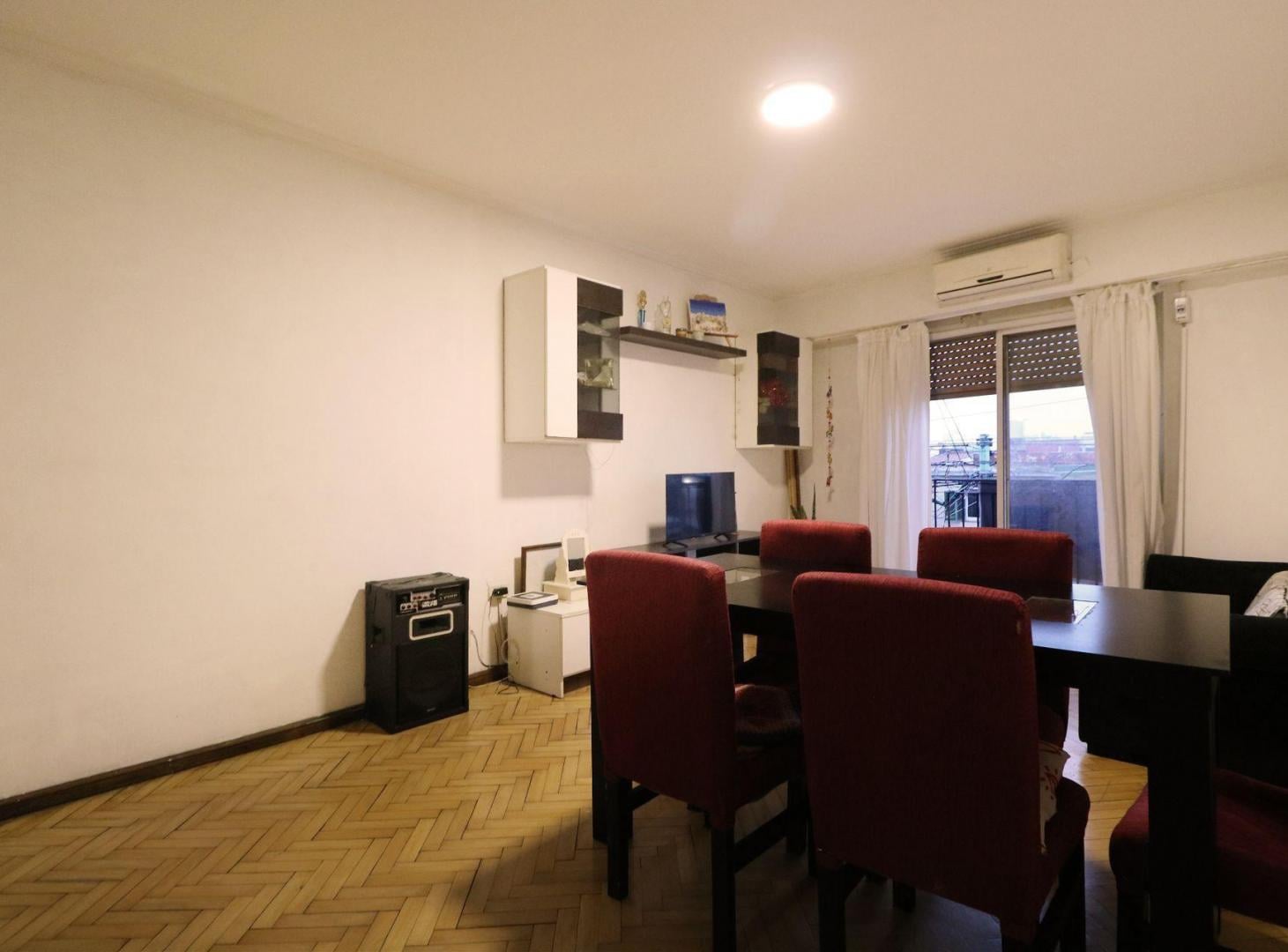 Foto de VENTA 3 AMBIENTES CON BALCÓN, SIN EXPENSAS, imagen 2