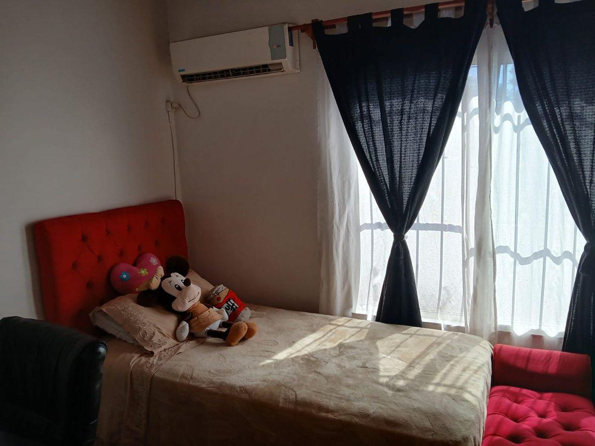 Foto de VENTA CASA EN GONZALEZ CATAN, imagen 5
