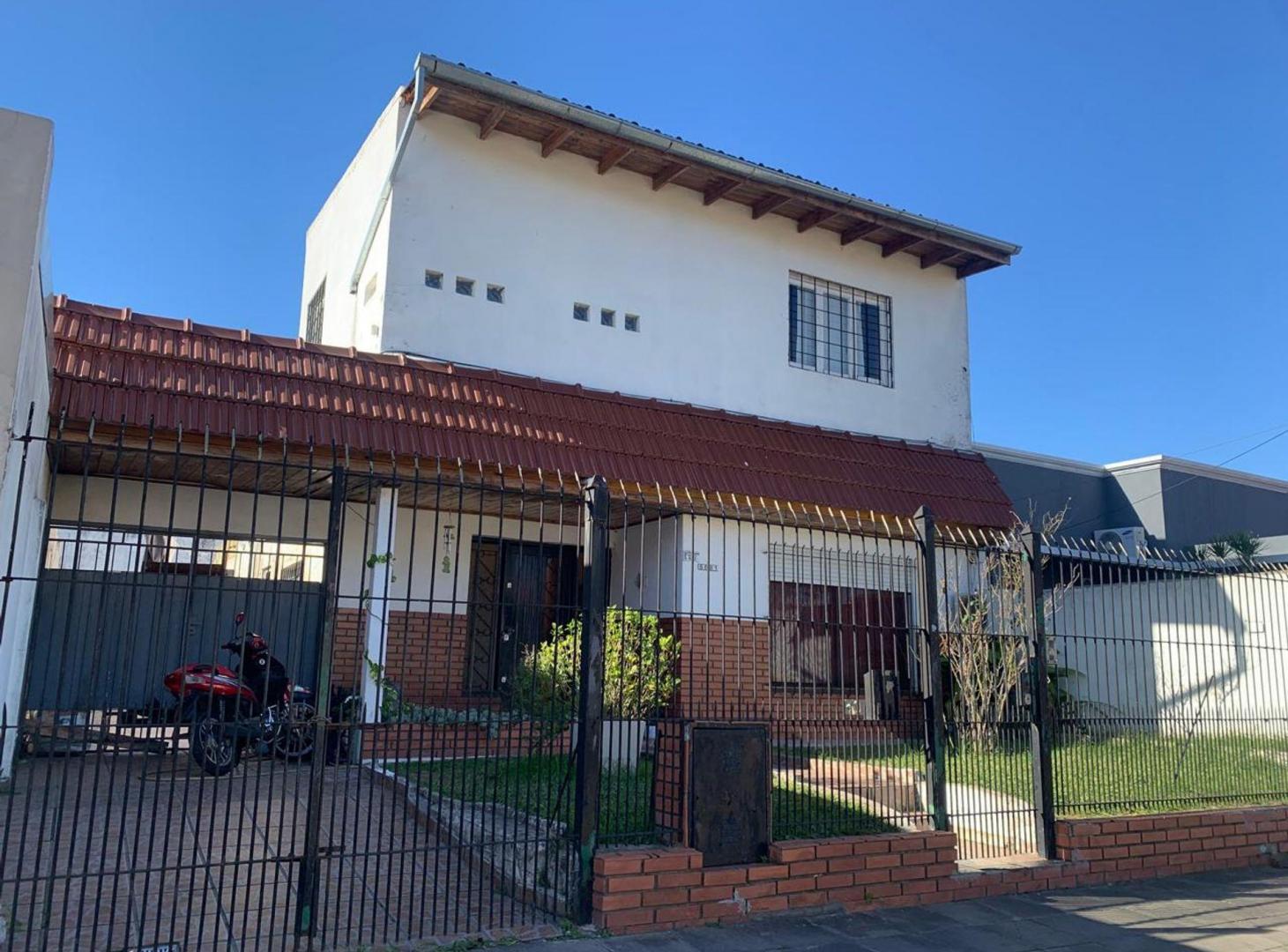 Foto de Venta casa 3 dorm lumin c/patio coch V. Ballester, imagen 1
