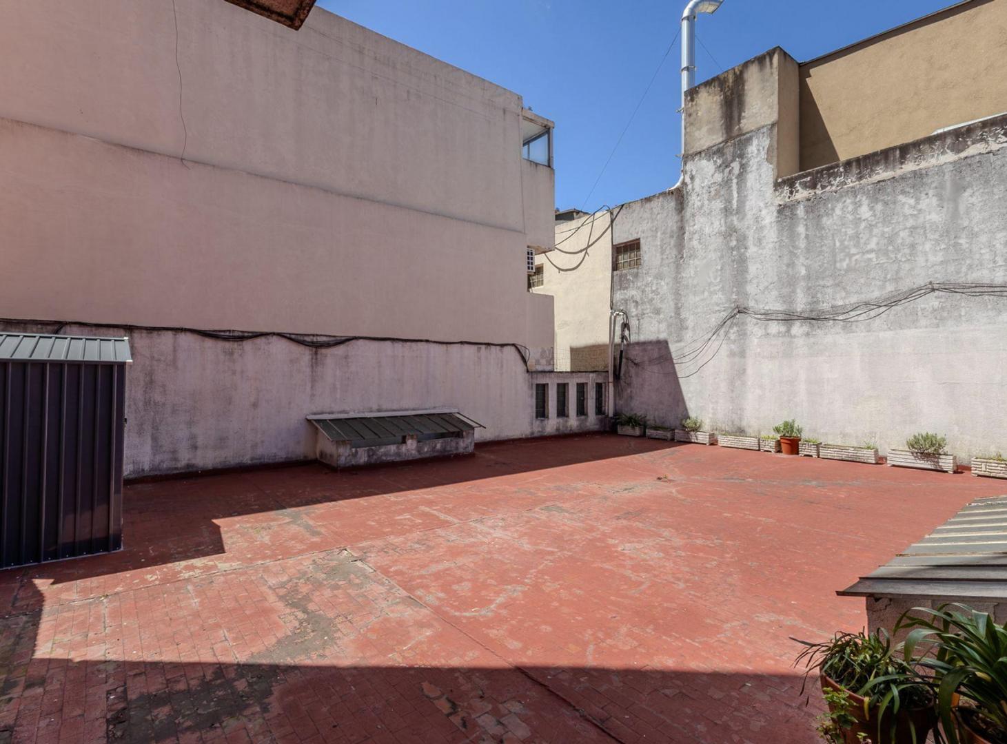 Foto de Venta Depto 4 amb Ramos Mejia Centro patio 100m2, imagen 5