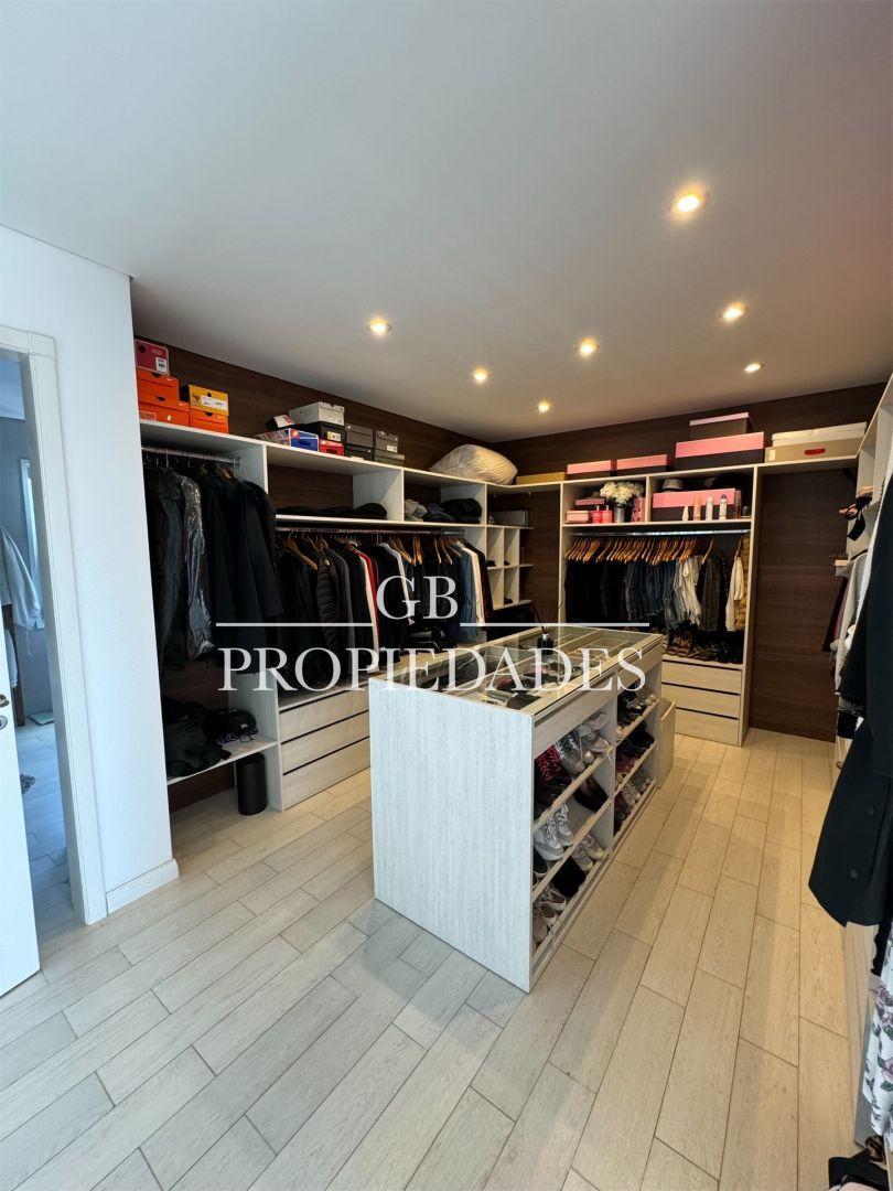 Venta de Casa 9 AMBIENTES en Ayres Plaza, Pilar