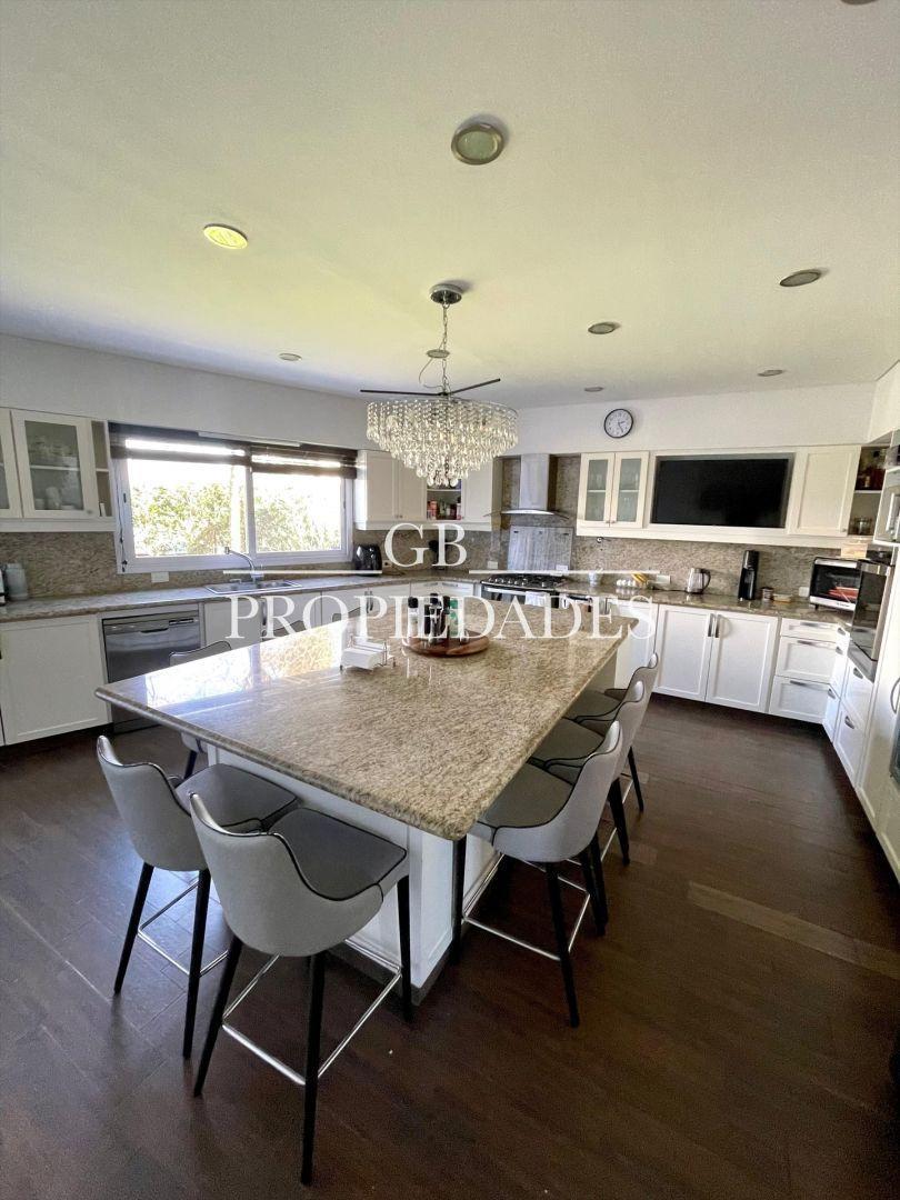 Foto de Venta de Casa 6 AMBIENTES en Ayres Plaza, 4 dormitorios, imagen 3