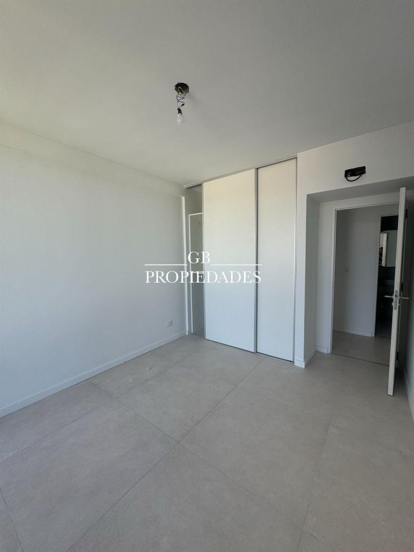 Venta de Departamento en Prana San Isidro, Vista a La Pileta 2