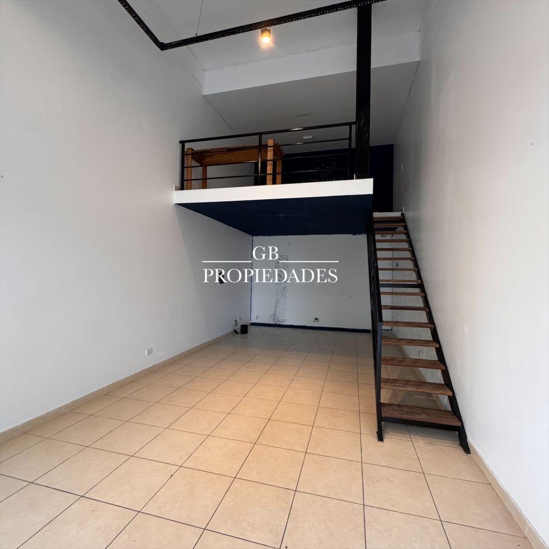 Alquiler de Local en 46 Plaza, Pilar