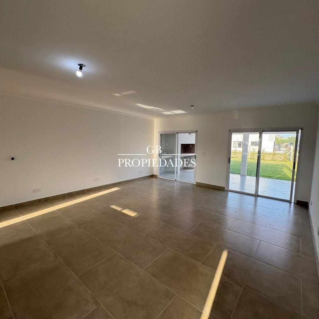 Foto de Venta de Casa 4 Ambientes en Santa Emilia, Pilar, imagen 3