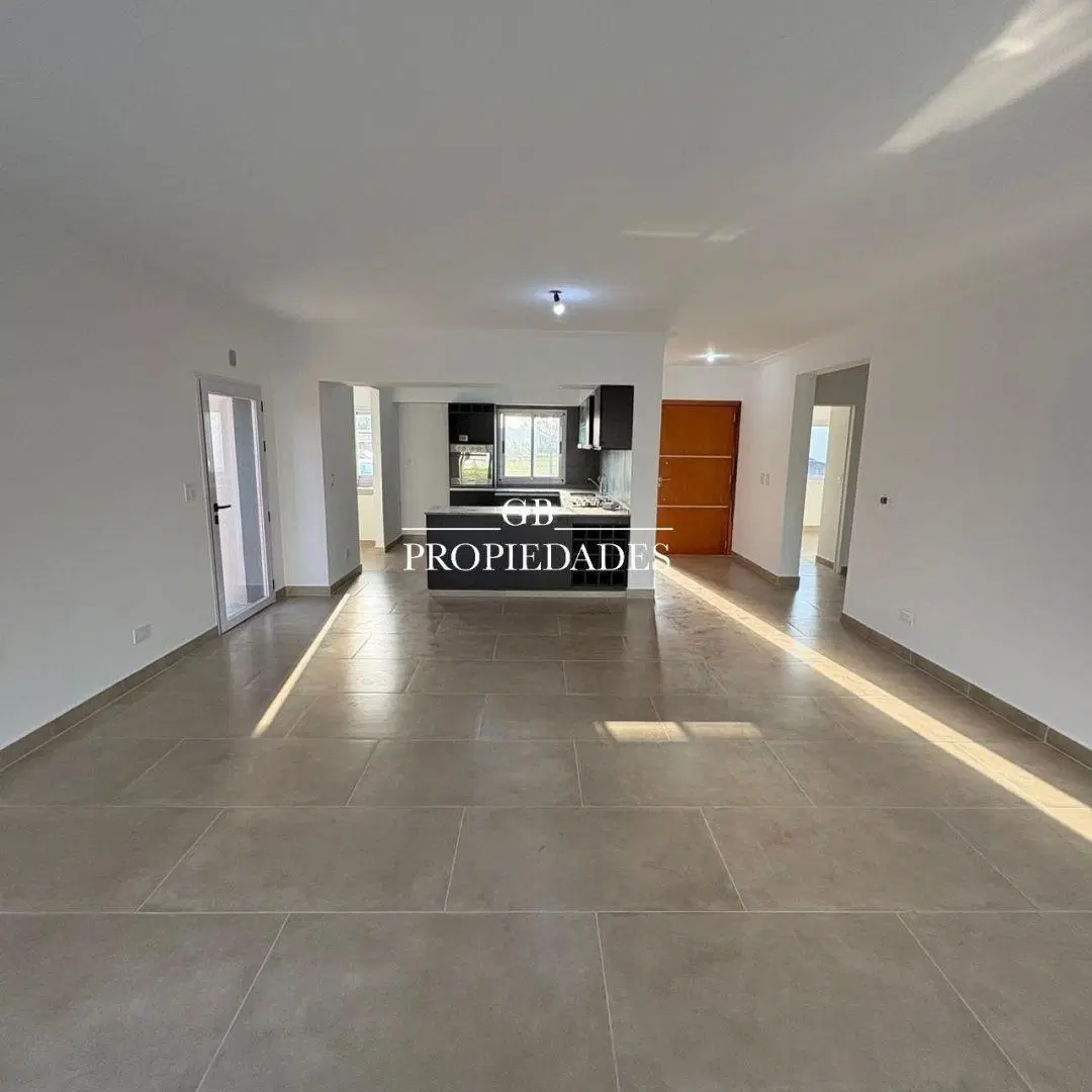 Venta de Casa 4 Ambientes en Santa Emilia, Pilar 1