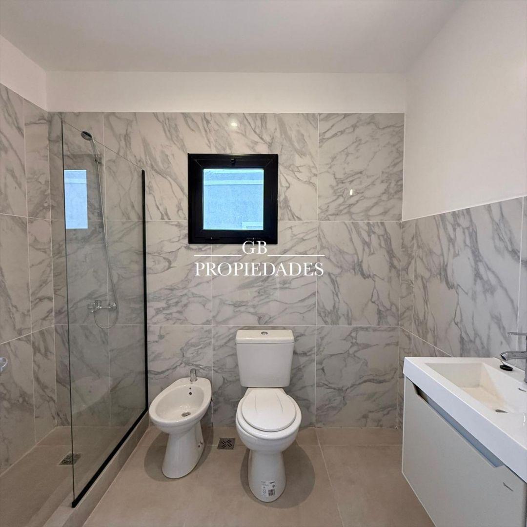 Foto de Venta de Casa 4 Ambientes en San Ramón, Pilar, imagen 1