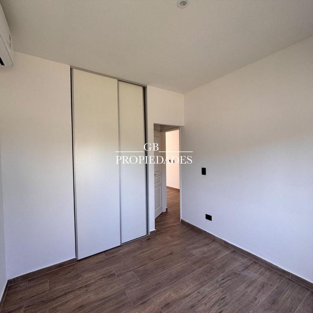 Foto de Venta de Casa 5 ambientes en Pilar Lagoon, Pilar, imagen 5