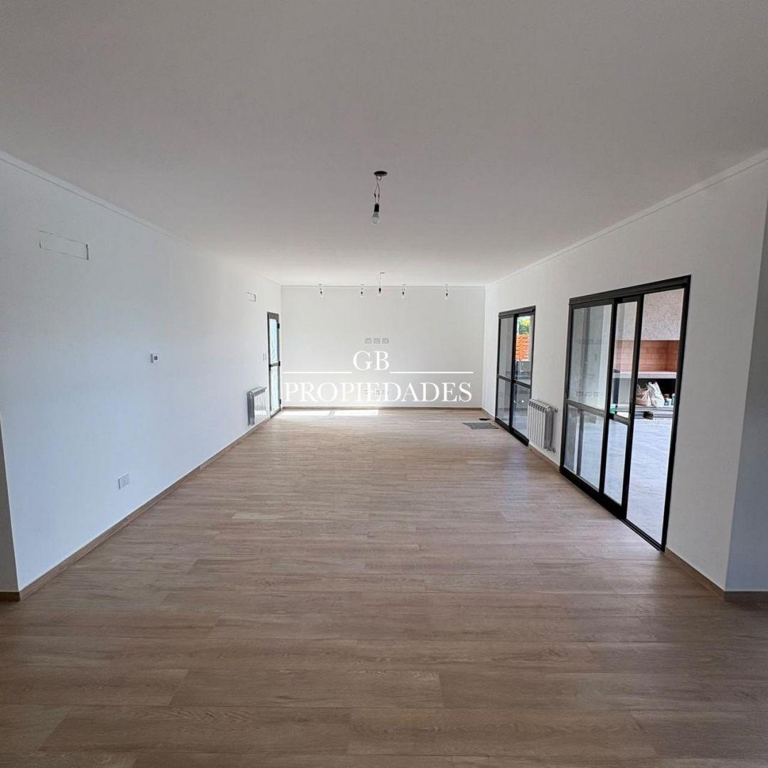 Foto de Venta de Casa 4 Ambientes en San Ramón, Pilar, imagen 2