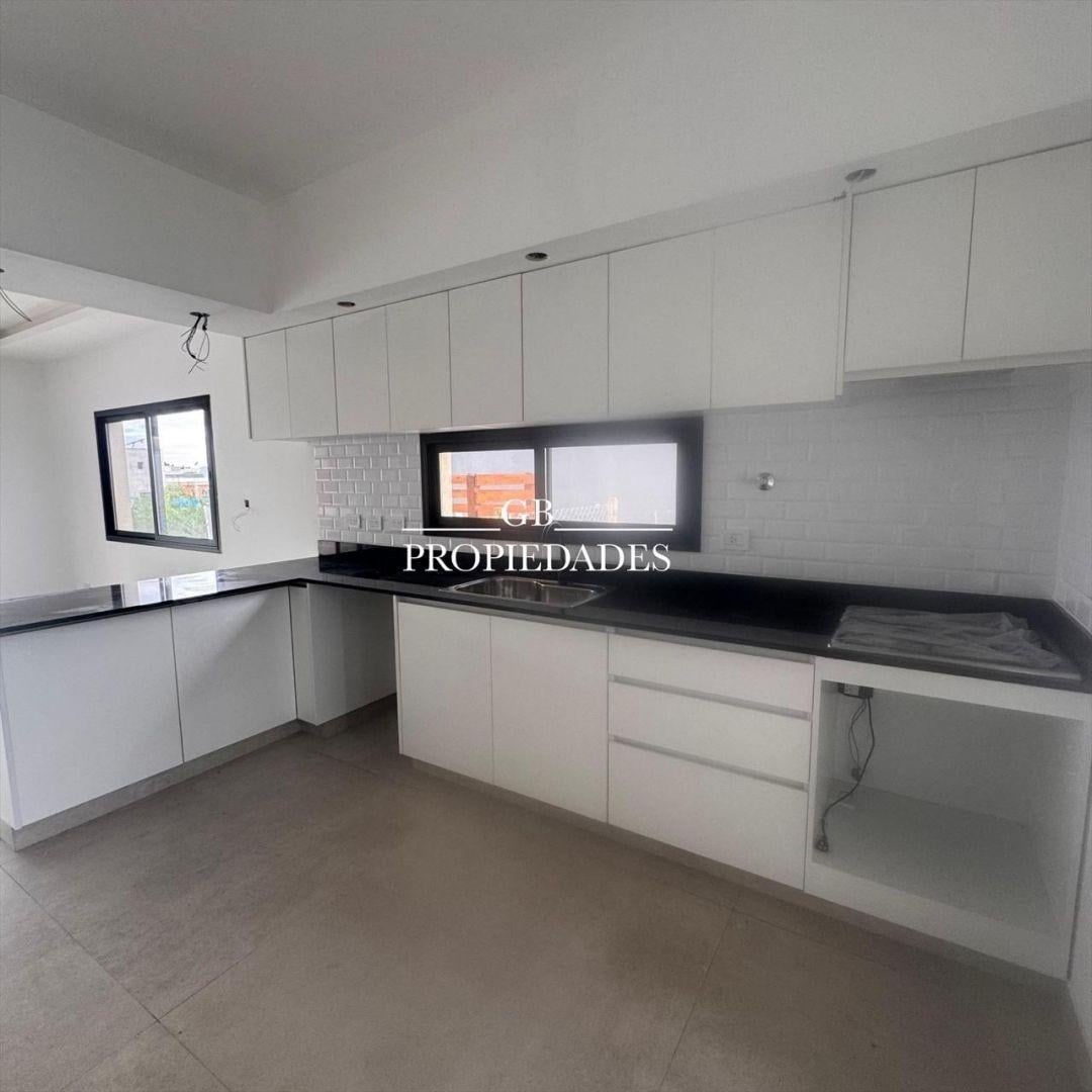 Foto de Casa 4 ambientes. | santa elisa, imagen 1