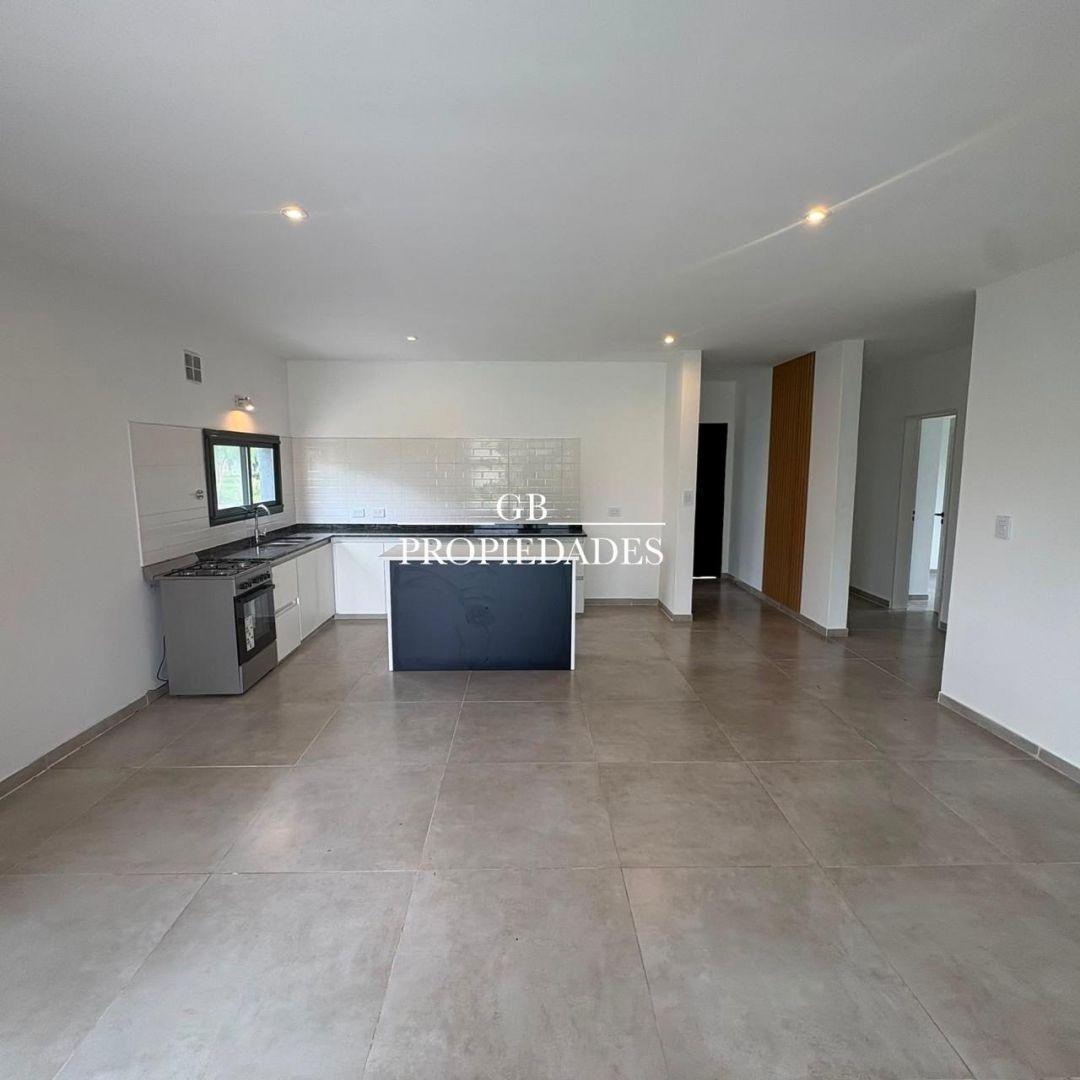 Foto de Venta de Casa 4 Ambientes en San Ramón, Pilar, imagen 4