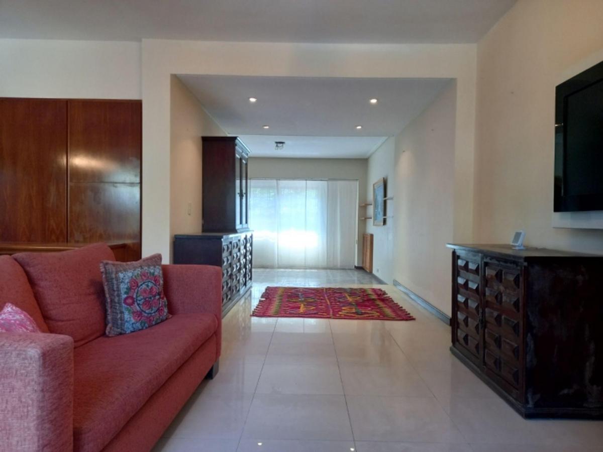 Casa 6 Ambientes Parque Pileta Venta Urquiza 2