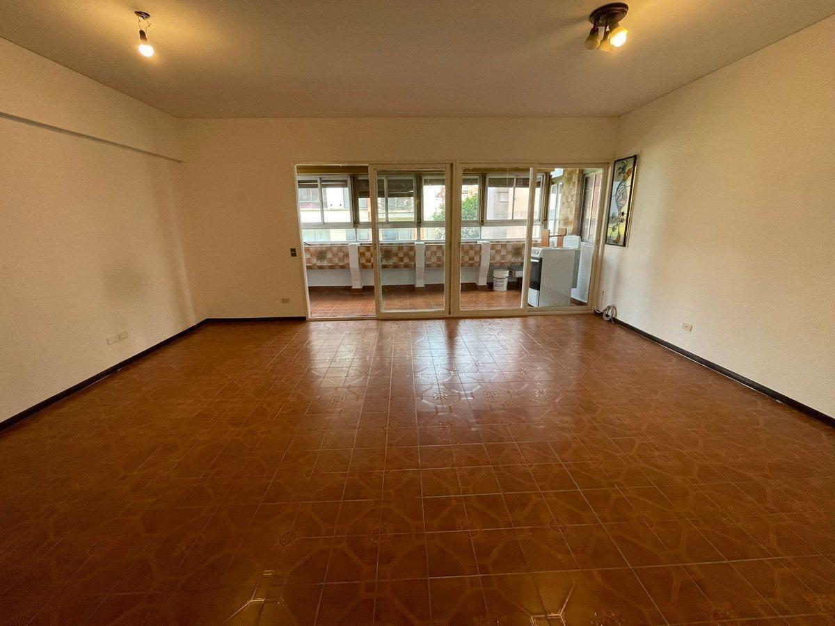 Vende Piso de 102 m² Tot 4 Amb + Dep 5