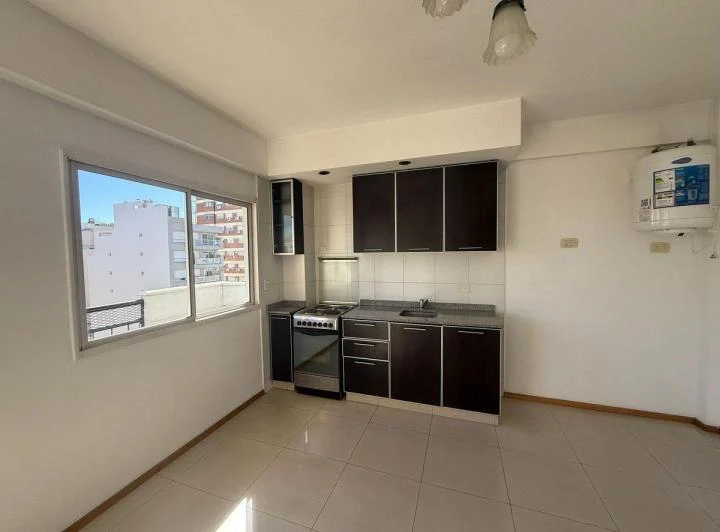 Hermoso departamento 2 amb. con mucha luz 1