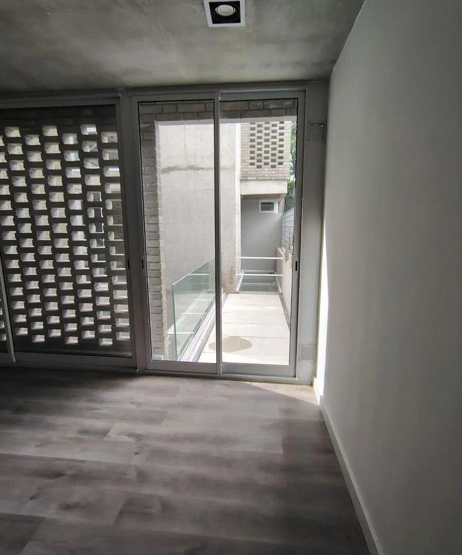 Monoambiente con balcón a estrenar 5
