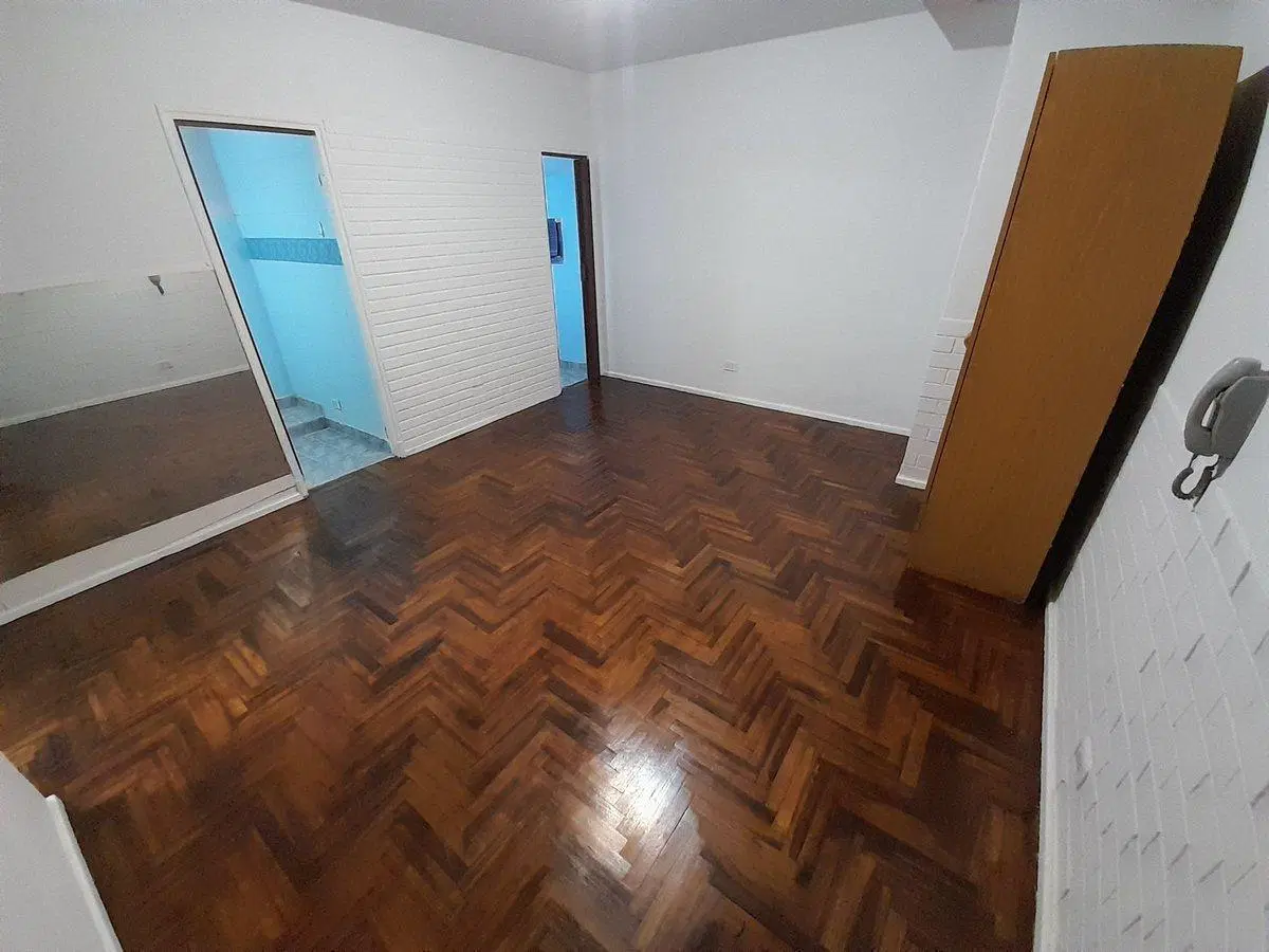 MONOAMBIENTE EN PLANTA BAJA APTO PROFESIONAL 3