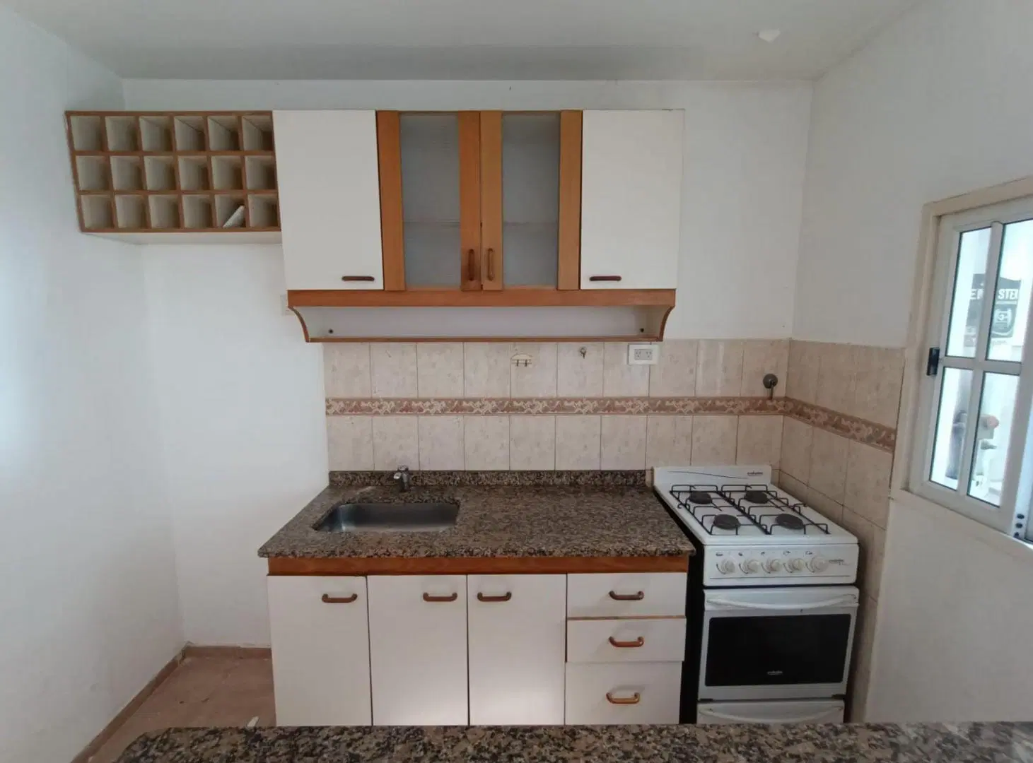 DPTO 3 AMB ALQUILER CASEROS DUPLEX PATIO Y GARAGE 4